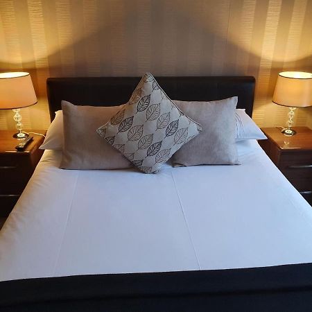 Senlac Guesthouse Гастингс Экстерьер фото