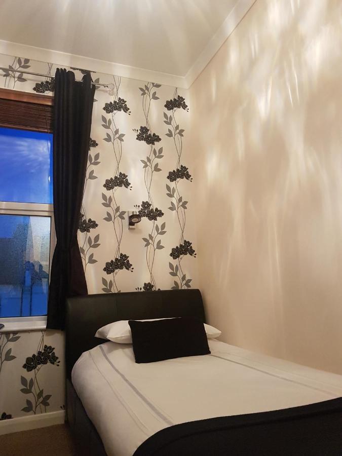 Senlac Guesthouse Гастингс Экстерьер фото