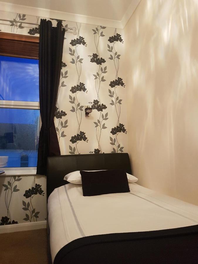 Senlac Guesthouse Гастингс Экстерьер фото